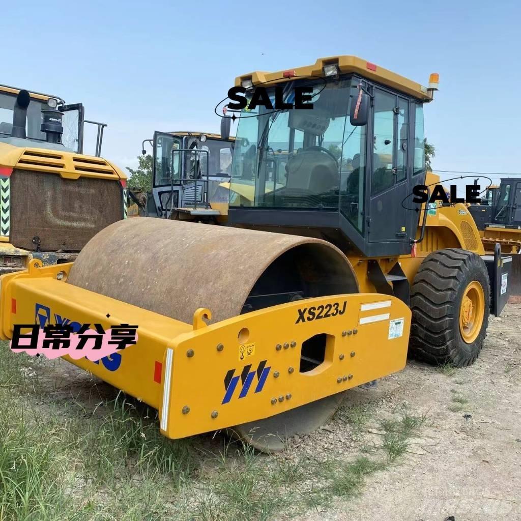 XCMG XS 223 J Envalsvältar