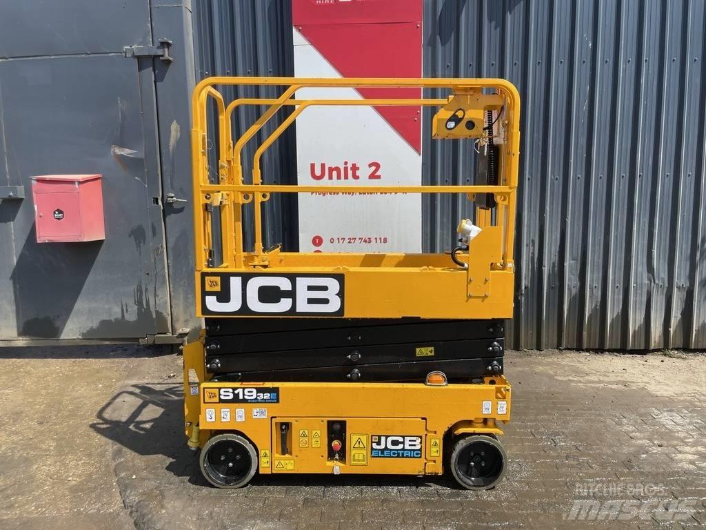 JCB S1932 EDRV Saxliftar
