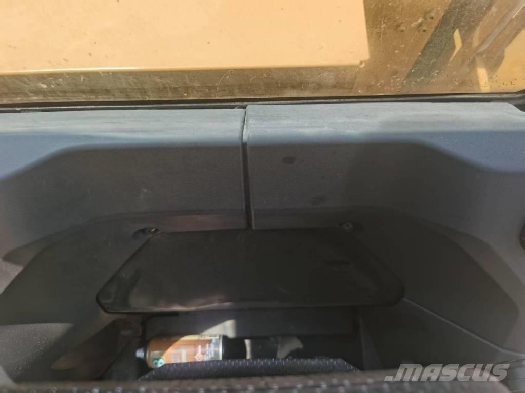 CAT 310 Bandgrävare