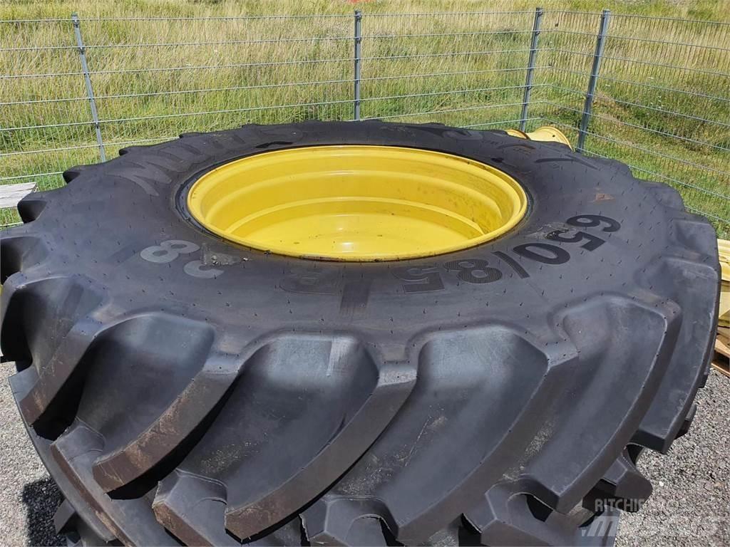 Mitas 650/85R38 x2 Däck, hjul och fälgar