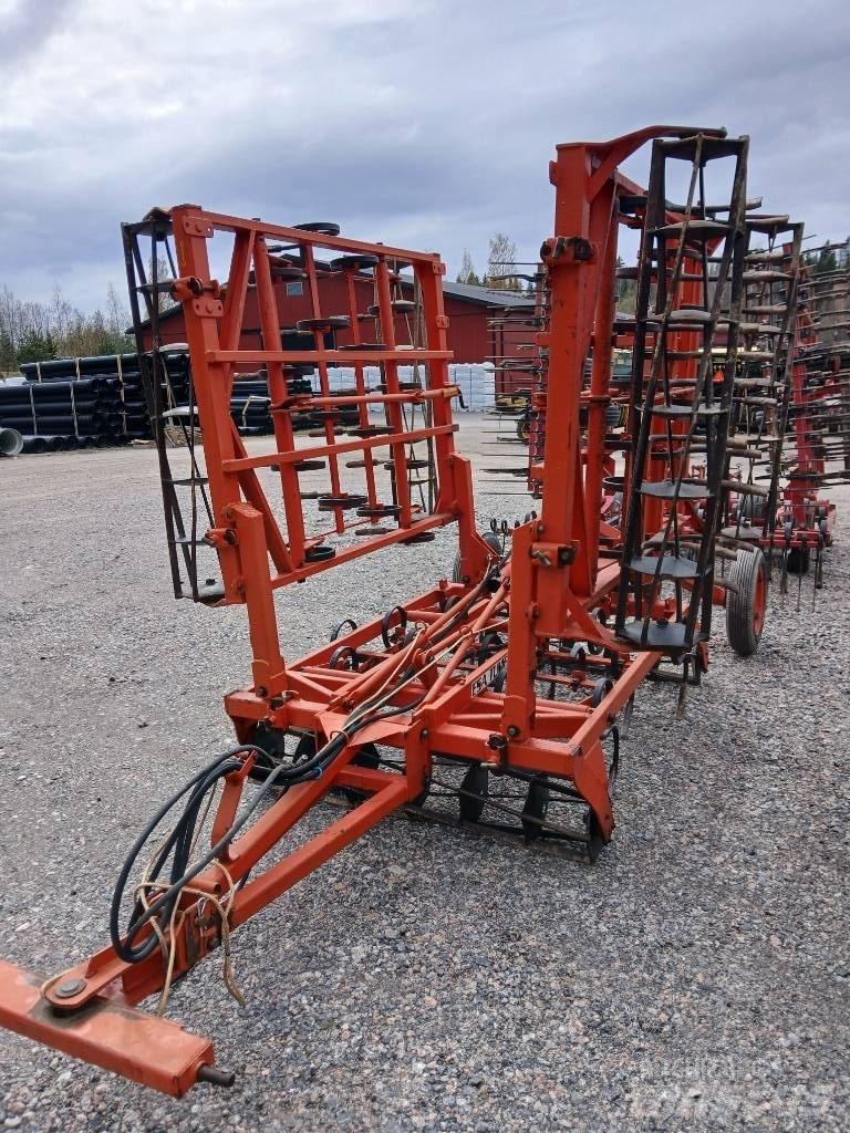 ESA Tume 4800 Harvar