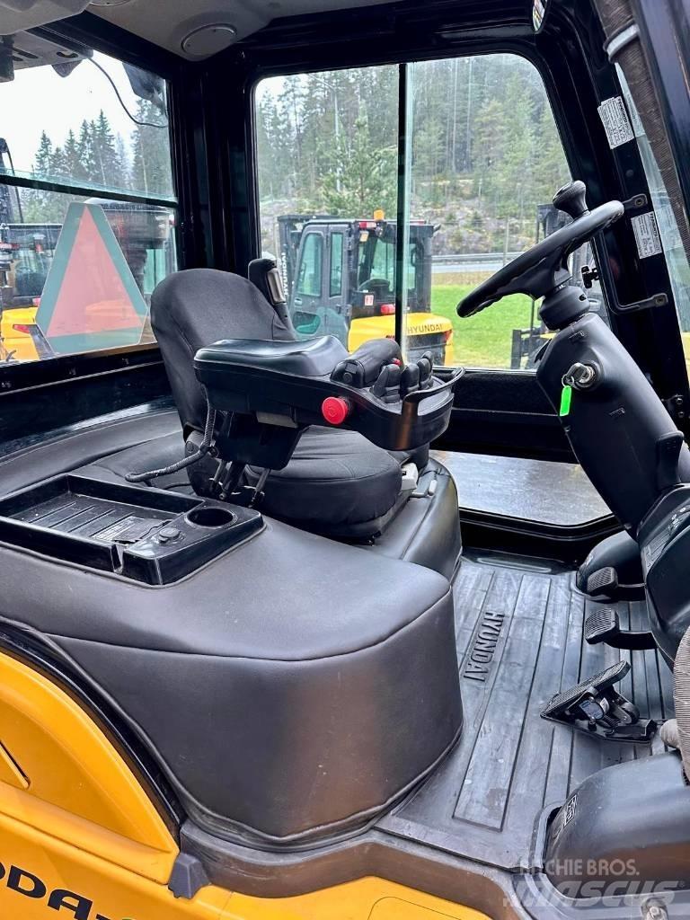 Hyundai 50DA-9 Dieselmotviktstruckar