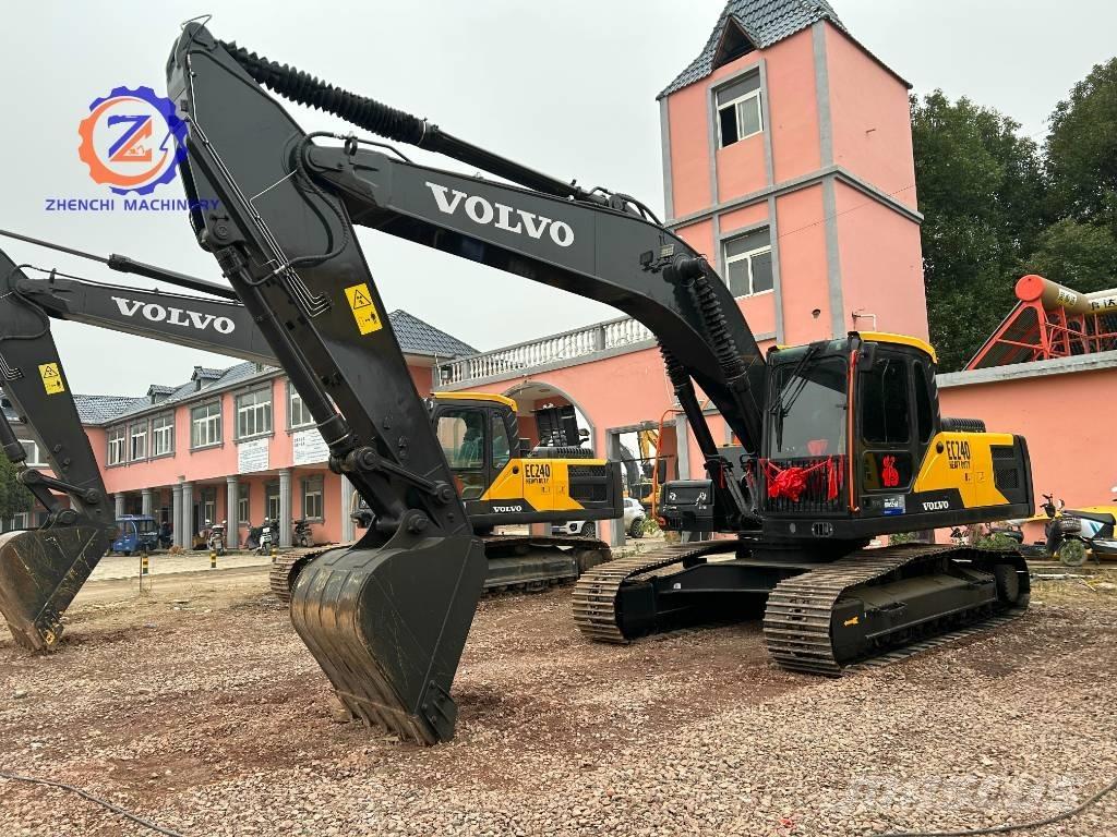 Volvo EC 240 Bandgrävare