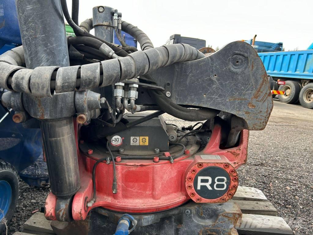 Rototilt R 8 S70 Tiltrotator