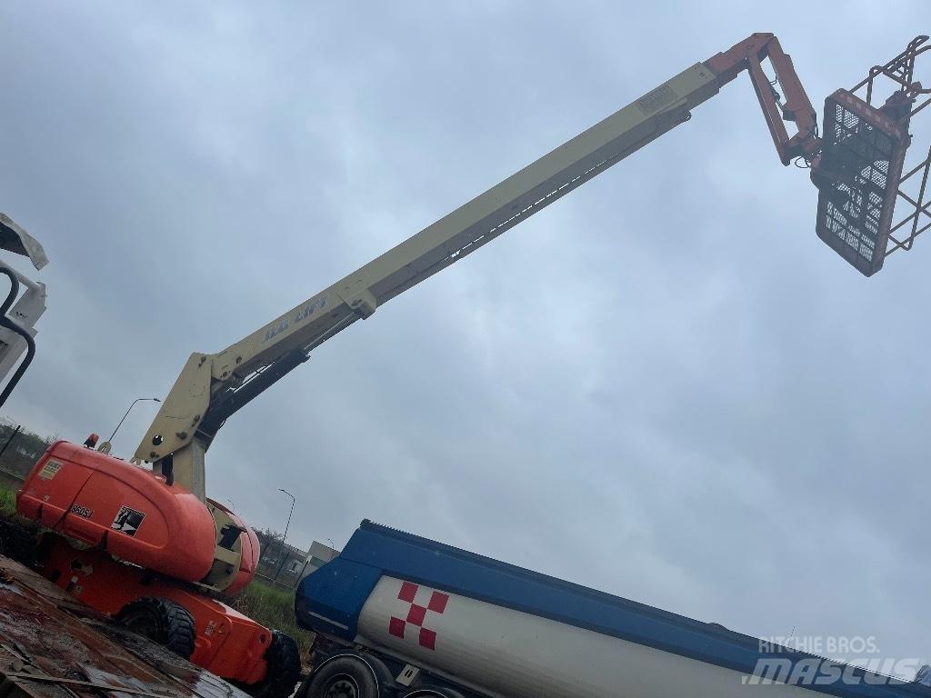 JLG 860 SJ Teleskop bomliftar