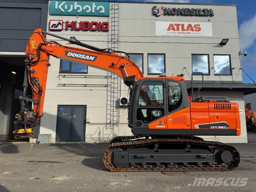 Doosan DX 180 LC-5 Bandgrävare