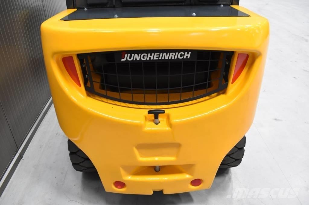 Jungheinrich DFG 435 Dieselmotviktstruckar