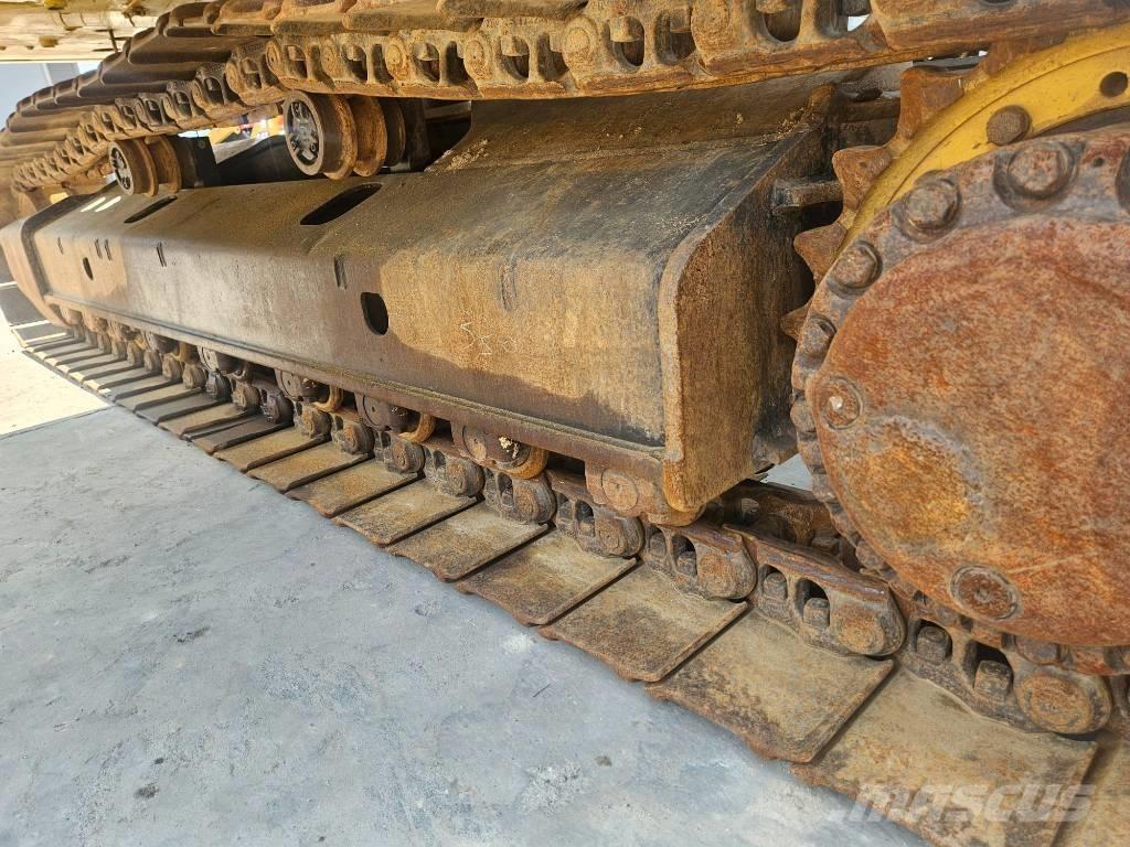 CAT 330 Bandgrävare