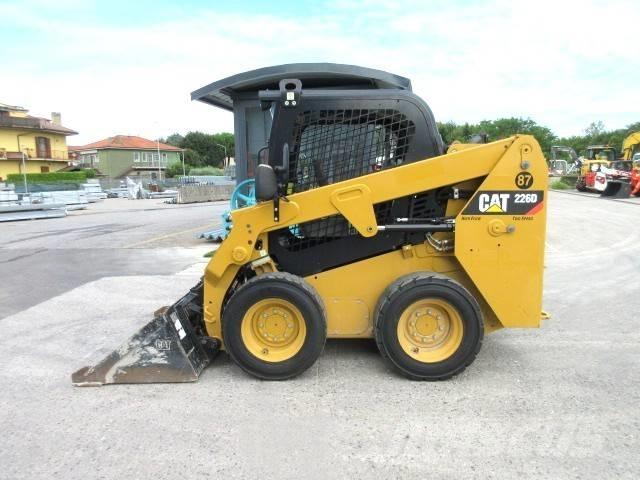 CAT 226 D Kompaktlastare