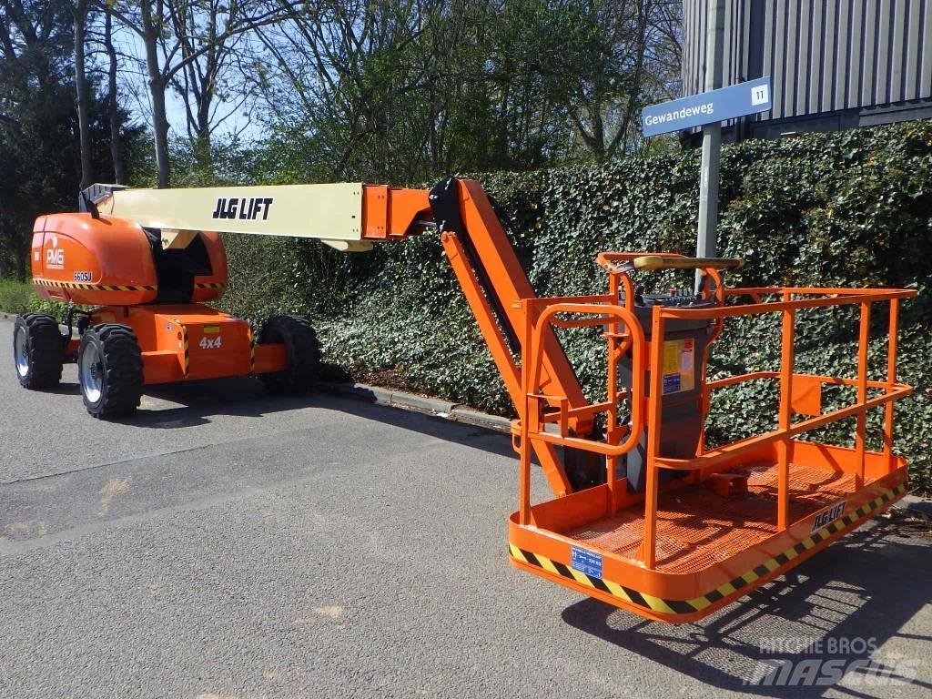 JLG 660SJ Teleskop bomliftar