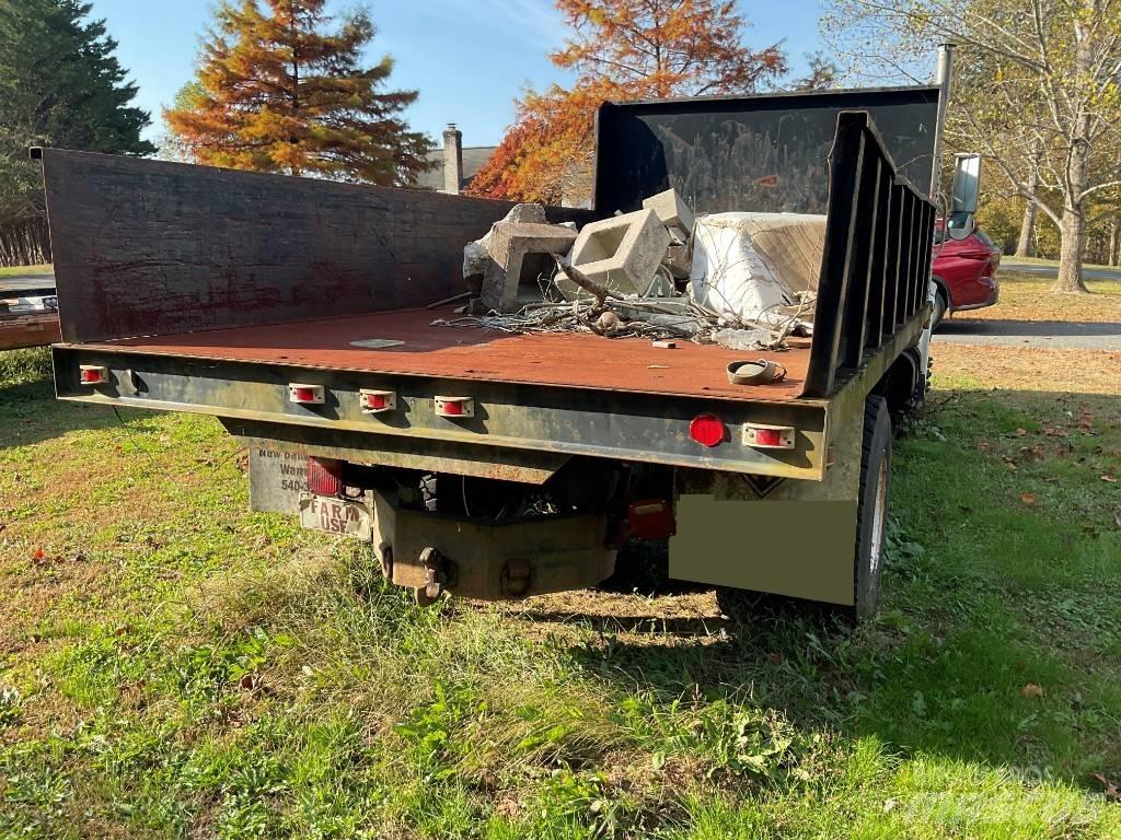 International 4900 Tippbilar