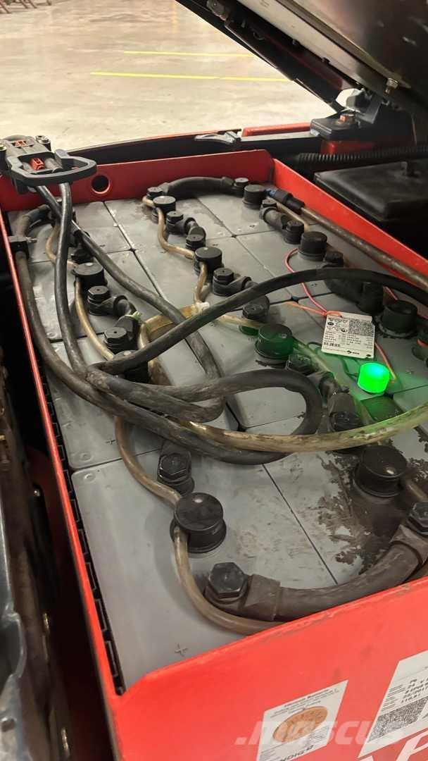 Linde E15 Elmotviktstruckar