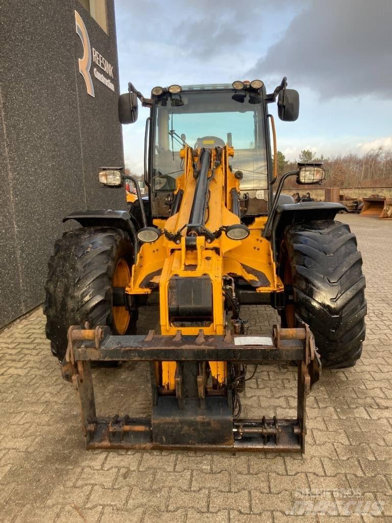 JCB TM 310 S Redskapsbärare för lantbruk