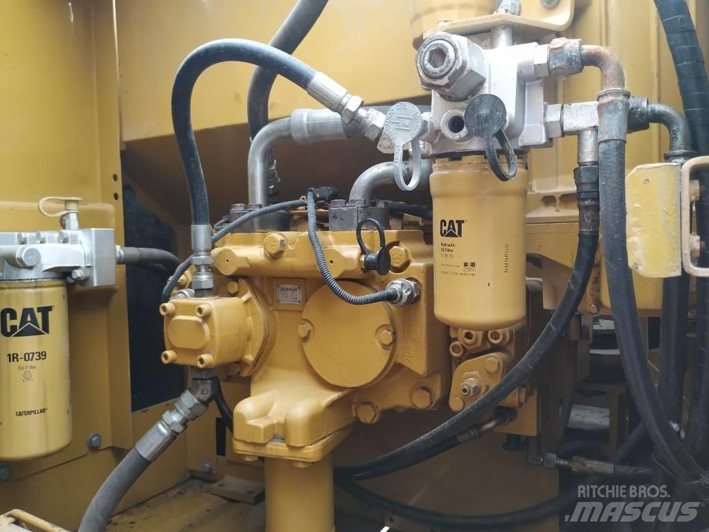 CAT 320 D Bandgrävare