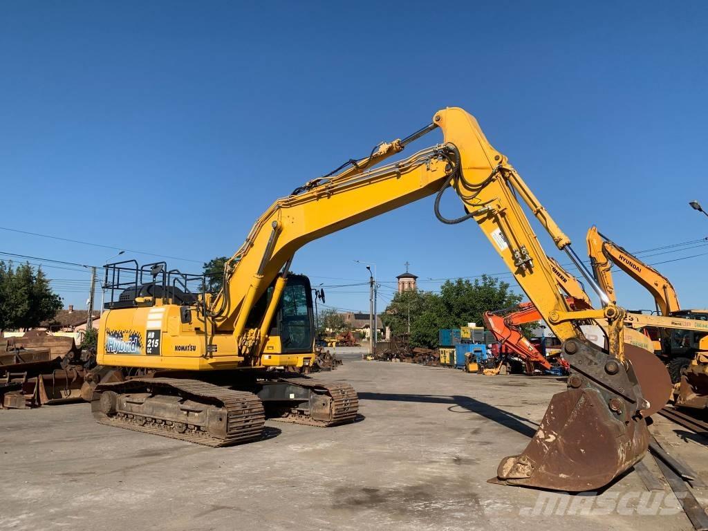 Komatsu HB 215 LC-3 Bandgrävare