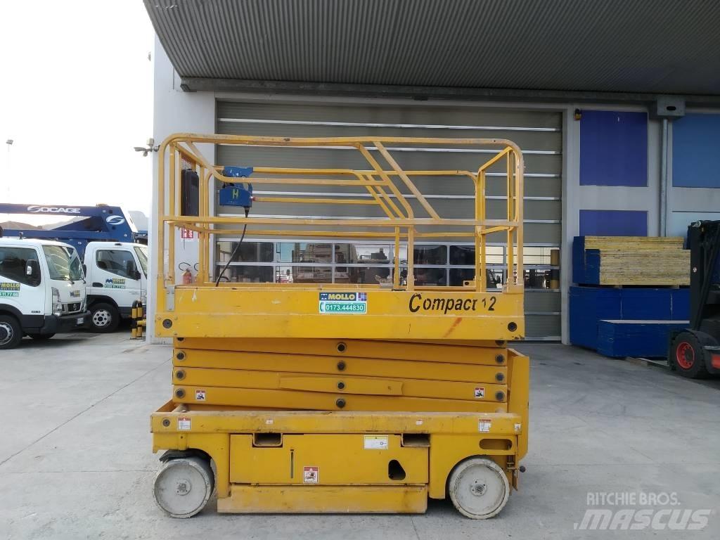 Haulotte Compact 12 Saxliftar