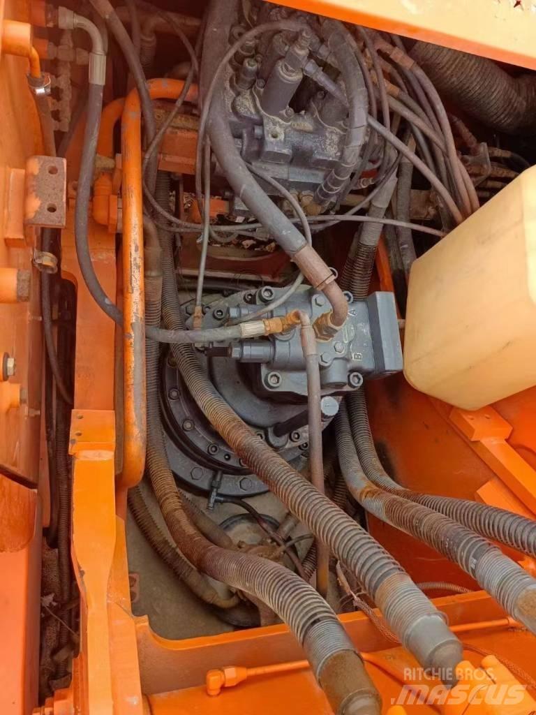 Doosan DX 225LC-9C Bandgrävare