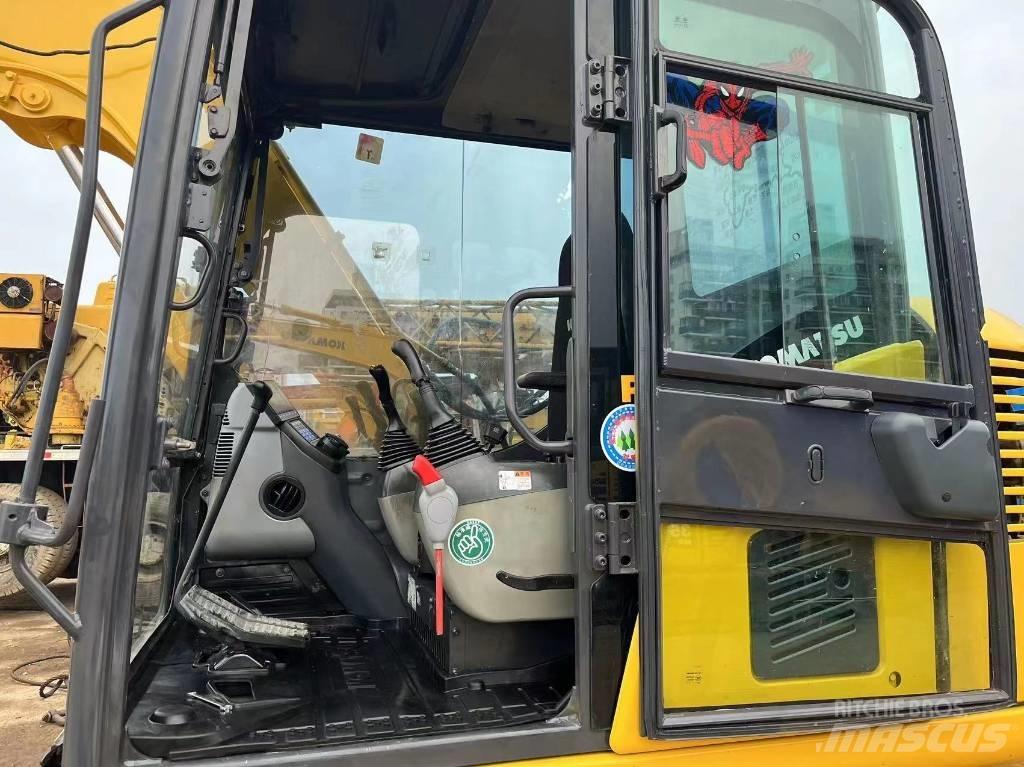 Komatsu PC70-8 Bandgrävare