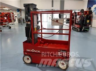 SkyJack SJ 12 Personhissar och andra hissar