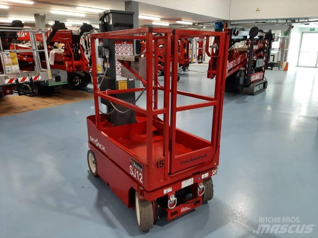 SkyJack SJ 12 Personhissar och andra hissar