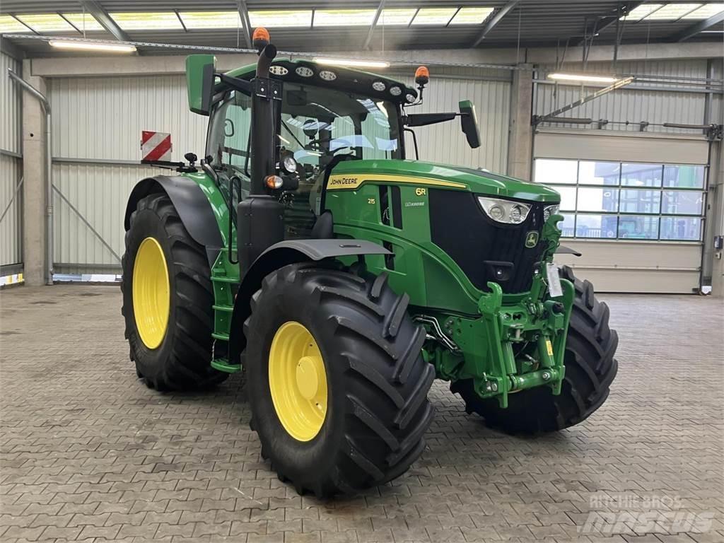 John Deere 6R 215 Traktorer
