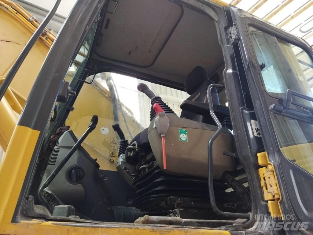 Komatsu PC240NLC-10 Bandgrävare