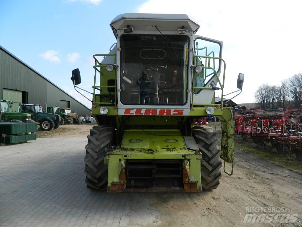 CLAAS Dominator 86 Skördetröskor