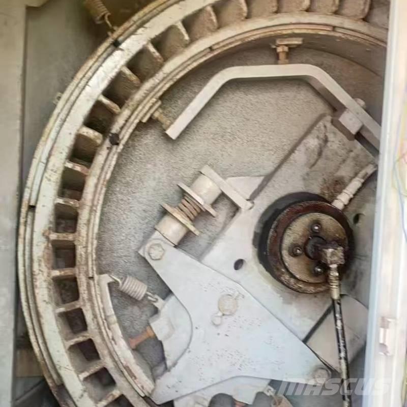 Kobelco 7150 Bangående Kranar