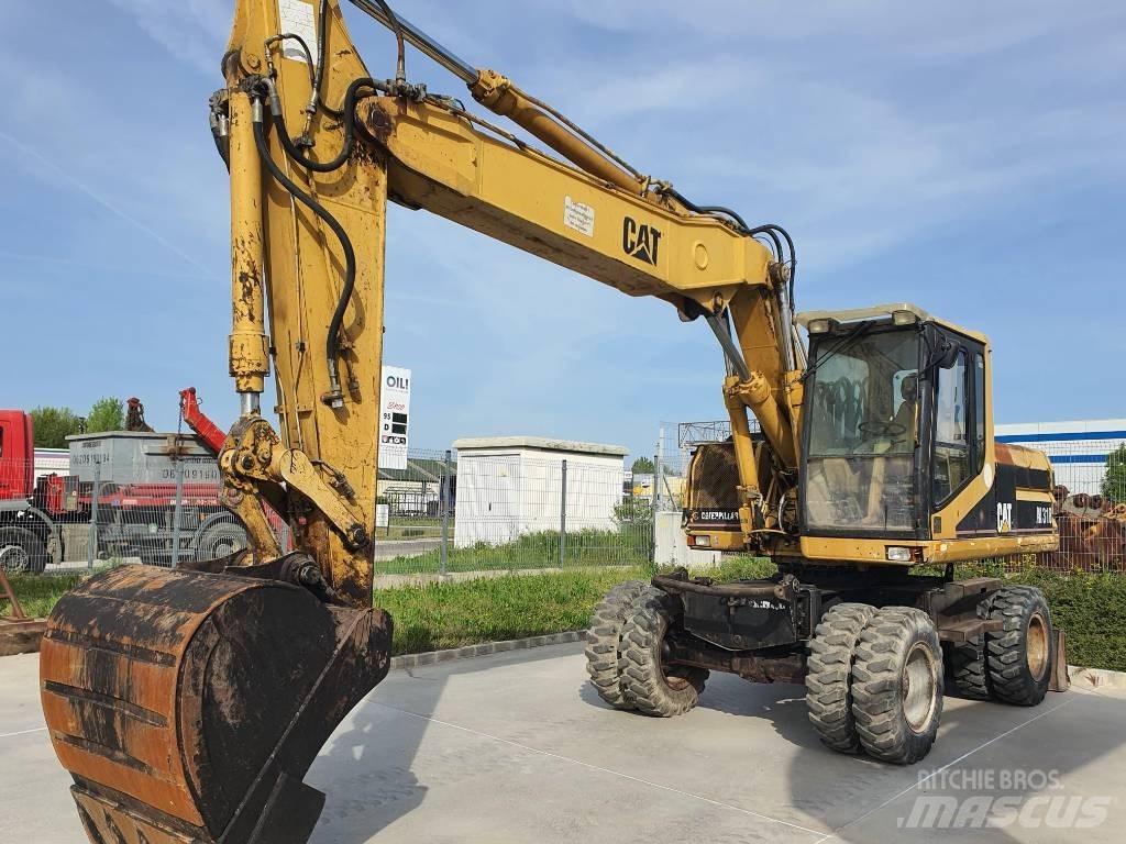 CAT M 318 Hjulgrävare