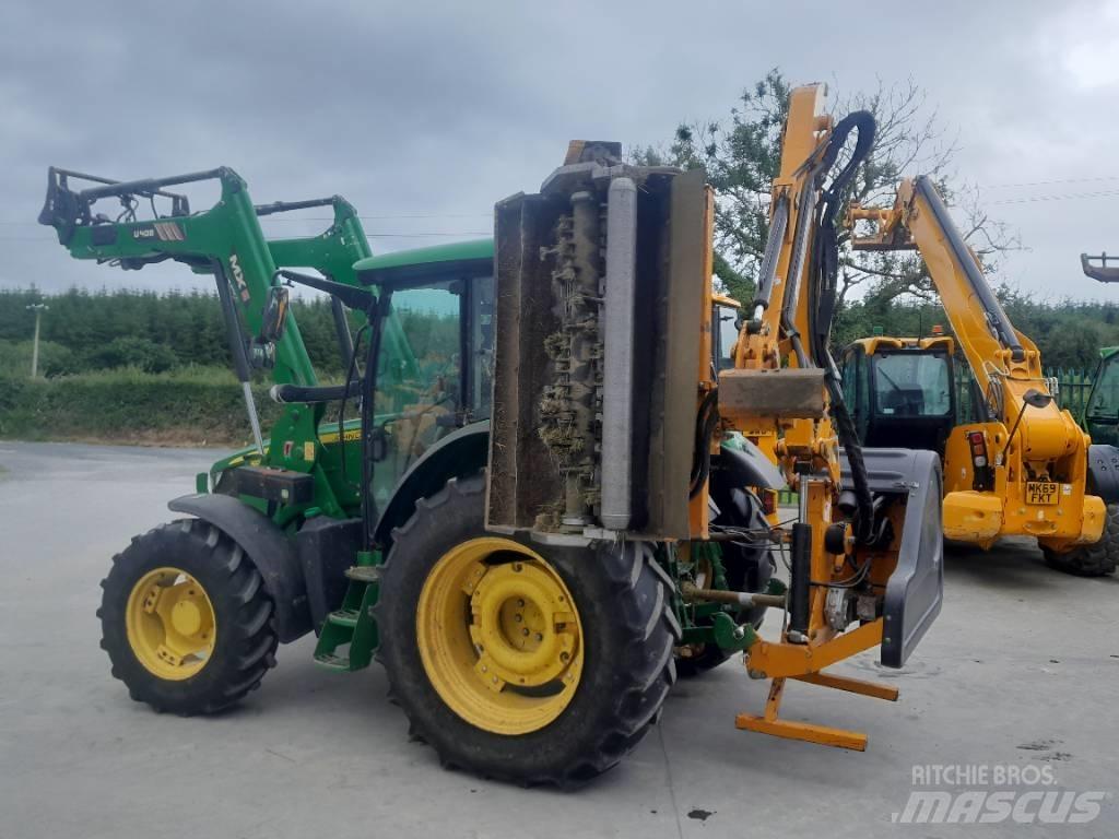 John Deere 5100 R Traktorer