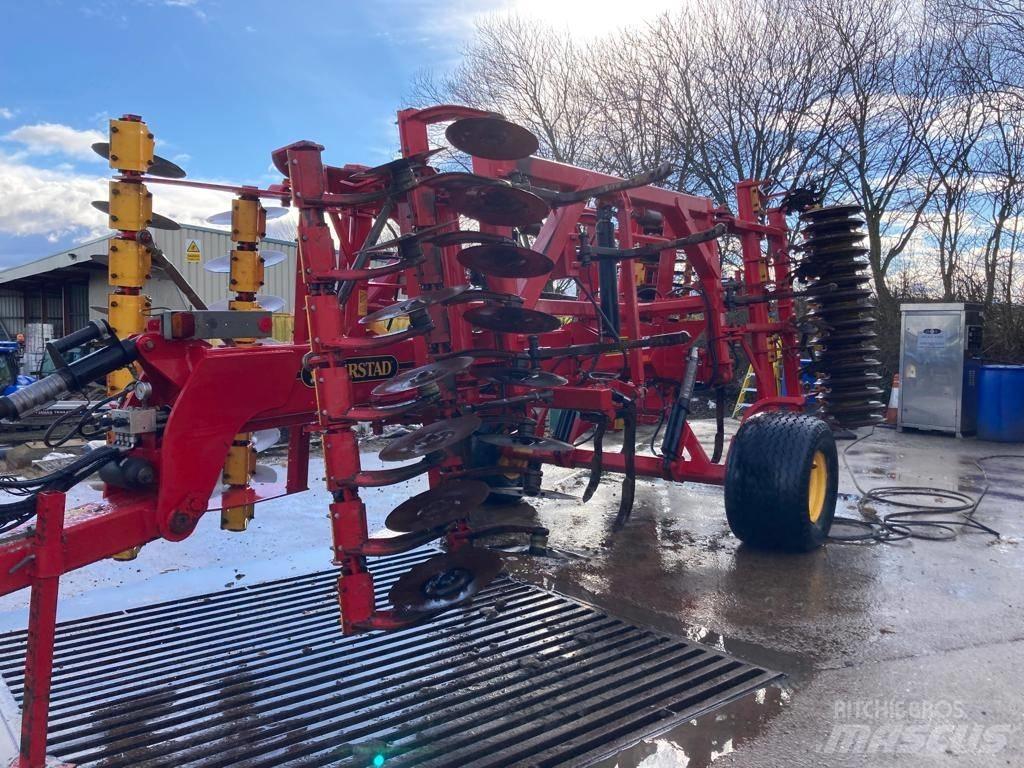 Väderstad Topdown400 Kultivatorer