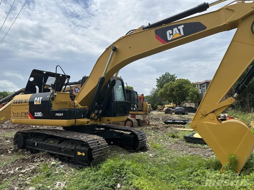 CAT 320 D Bandgrävare