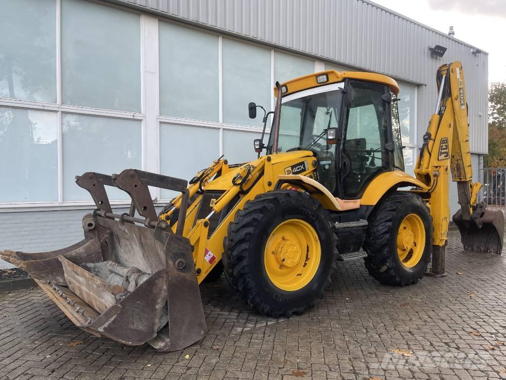 JCB 4 CX    2005 Grävlastare