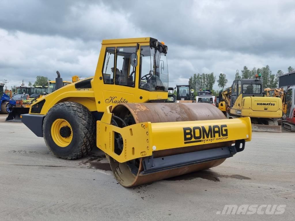 Bomag BW 213 D H-4 Envalsvältar