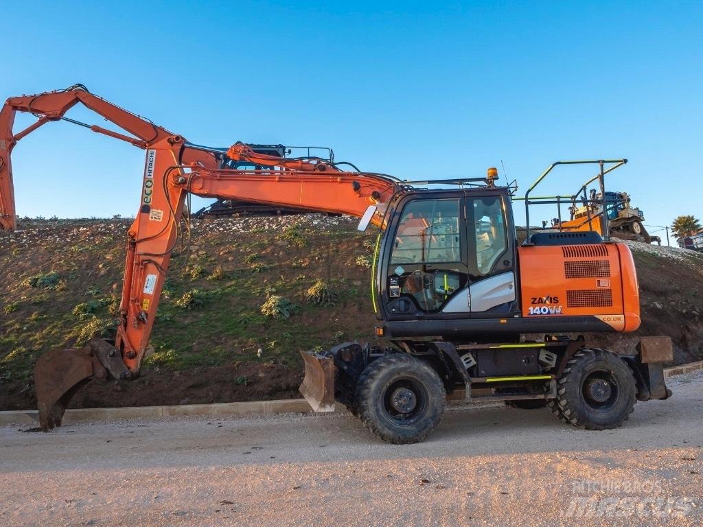 Hitachi 140W Hjulgrävare