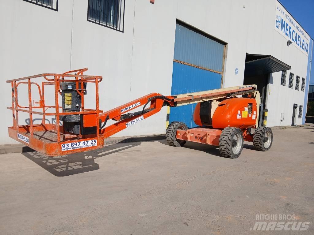 JLG 600 AJ Bomliftar