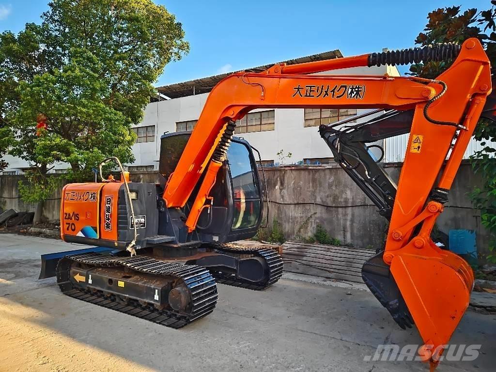Hitachi ZX 70 Midigrävmaskiner 7t - 12t