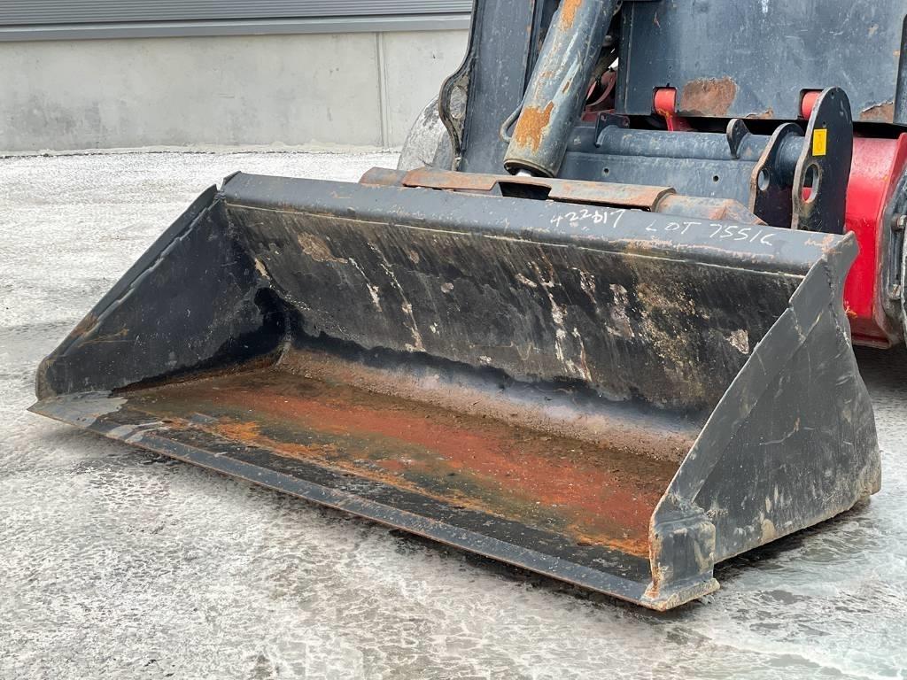 JCB R260 Kompaktlastare