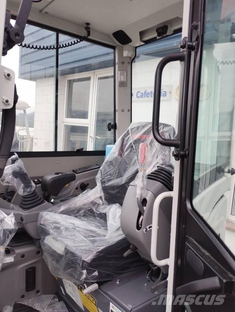 Takeuchi TB 325 R Minigrävare < 7t