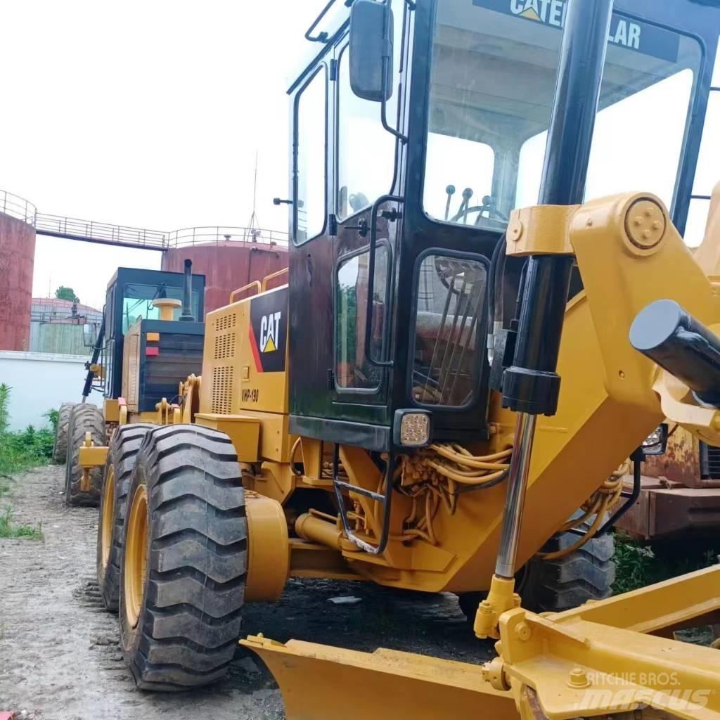 CAT 140 K Väghyvlar
