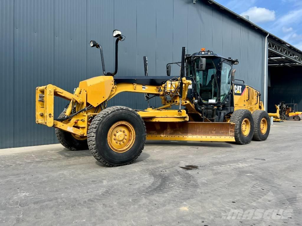 CAT 140M Väghyvlar