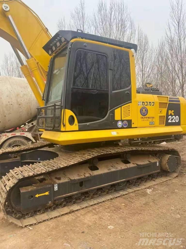 Komatsu pc220-8 Bandgrävare