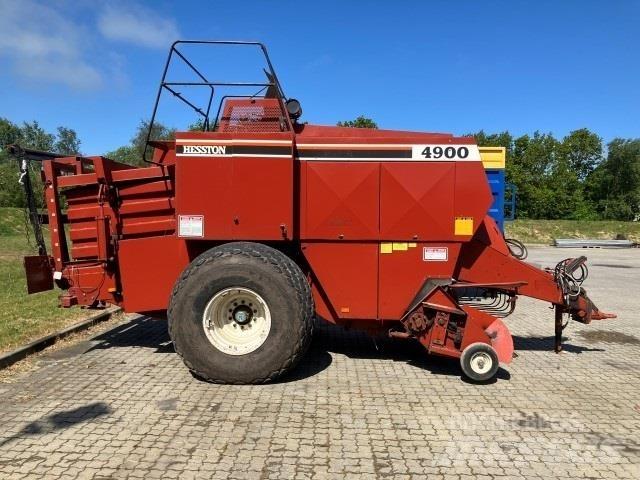 Hesston 4900 Fyrkantspressar