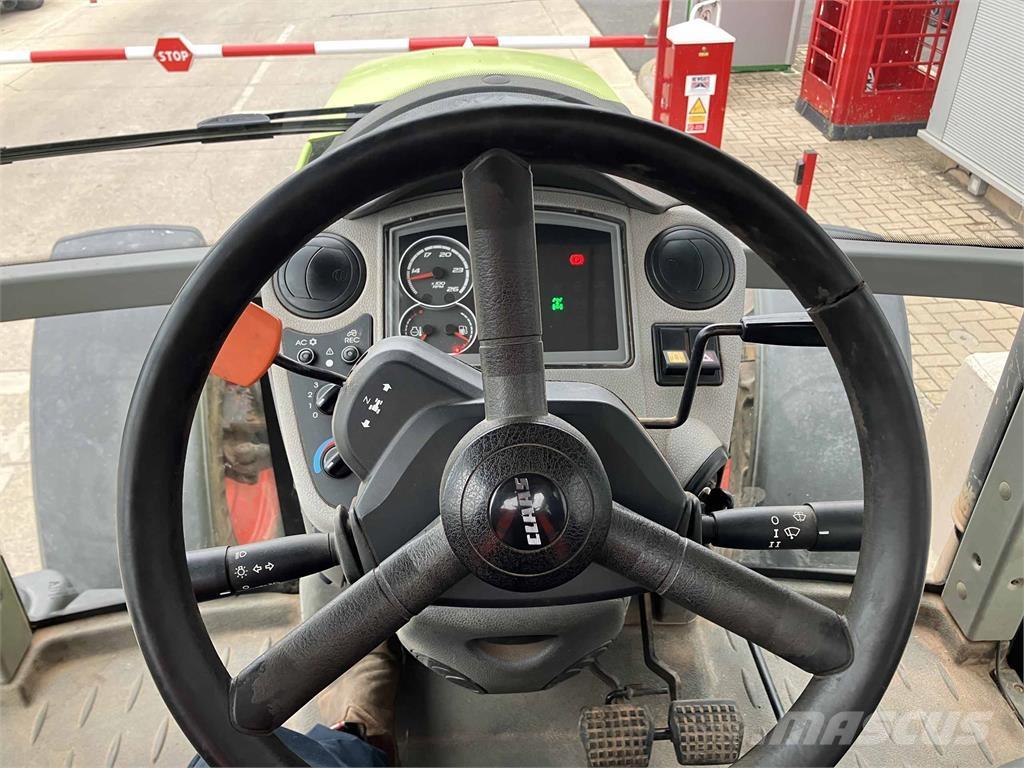 CLAAS Arion 620C Traktorer