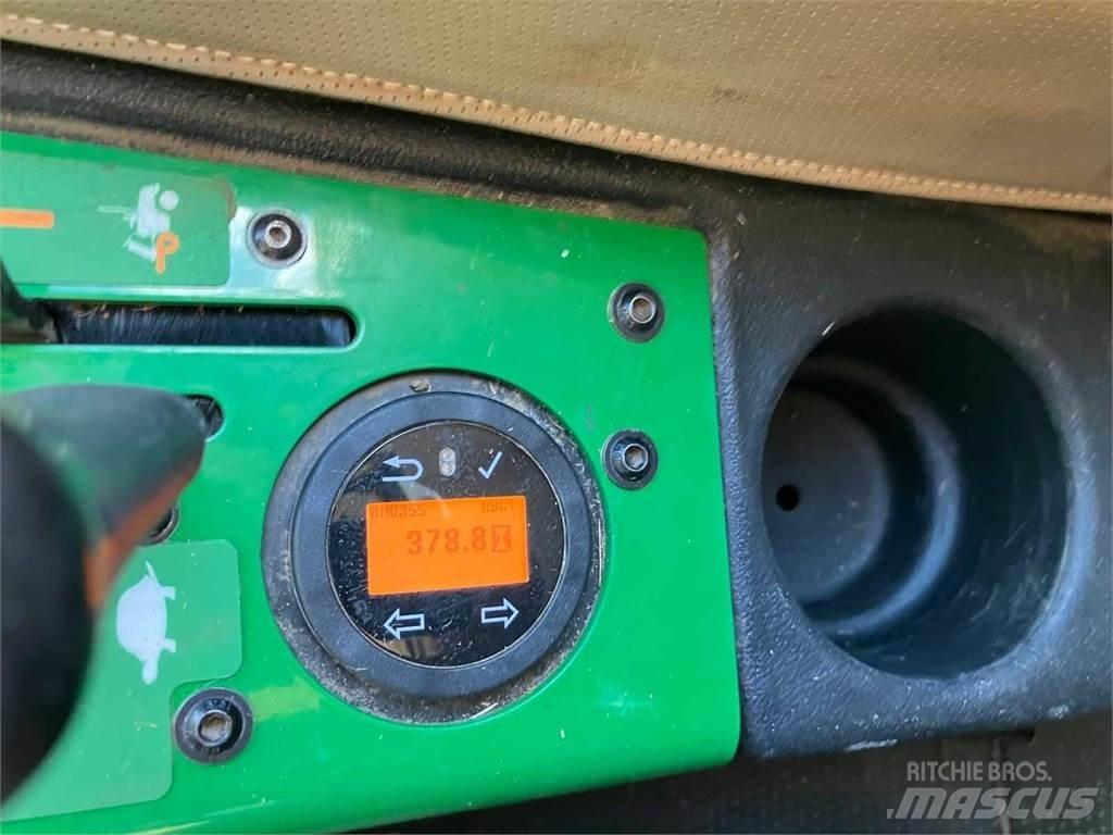 John Deere 1585 Åkgräsklippare