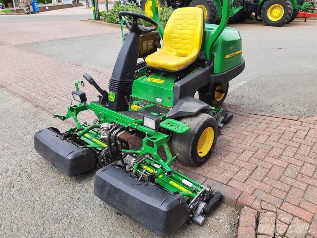 John Deere 2500EH Gågräsklippare