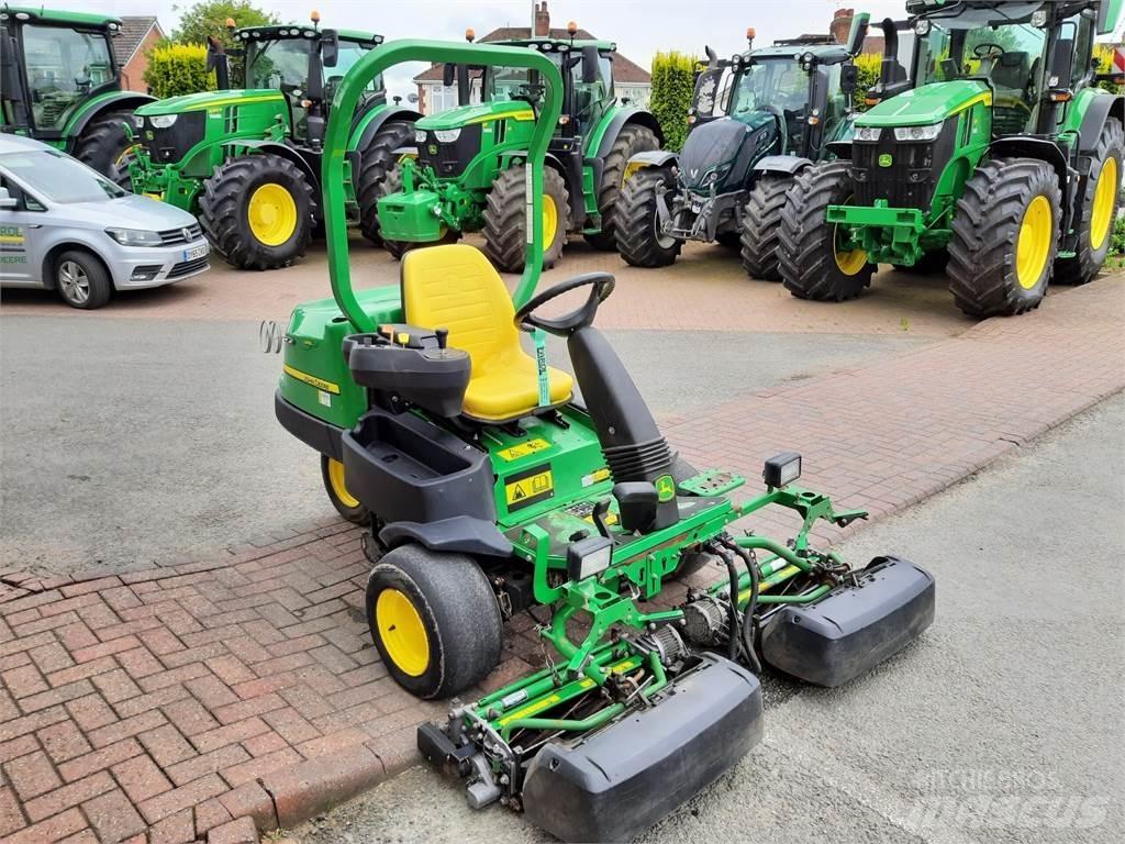 John Deere 2500EH Gågräsklippare