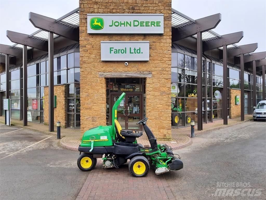 John Deere 2500EH Gågräsklippare
