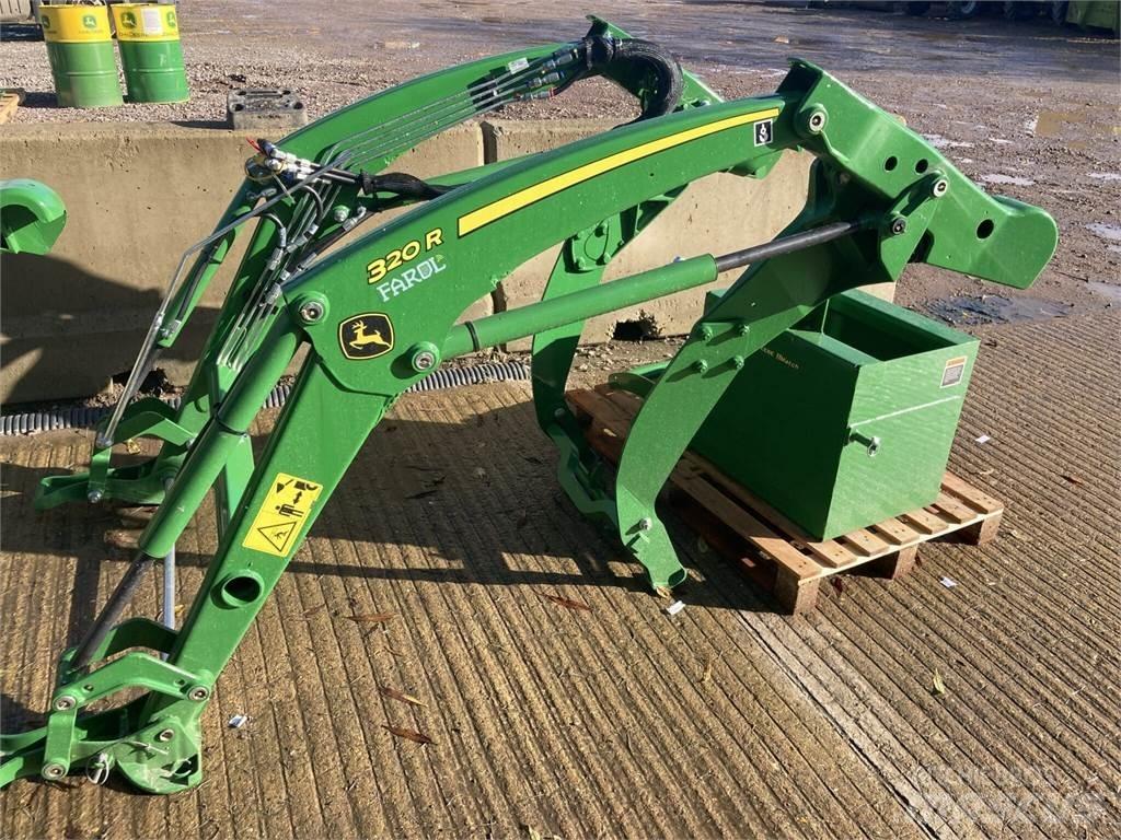 John Deere 320R Kompakttraktorer