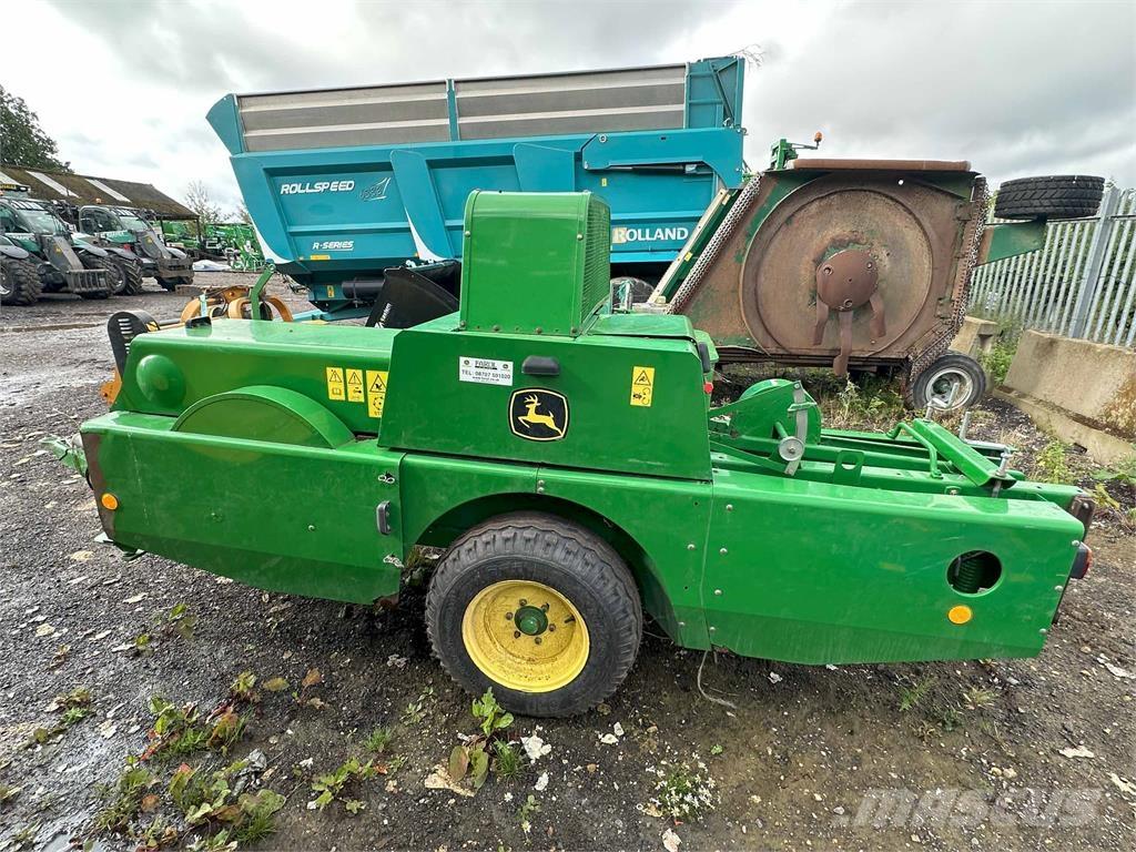 John Deere 459 Fyrkantspressar